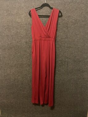 Red Sleeveless V-Neck Jumpsuit